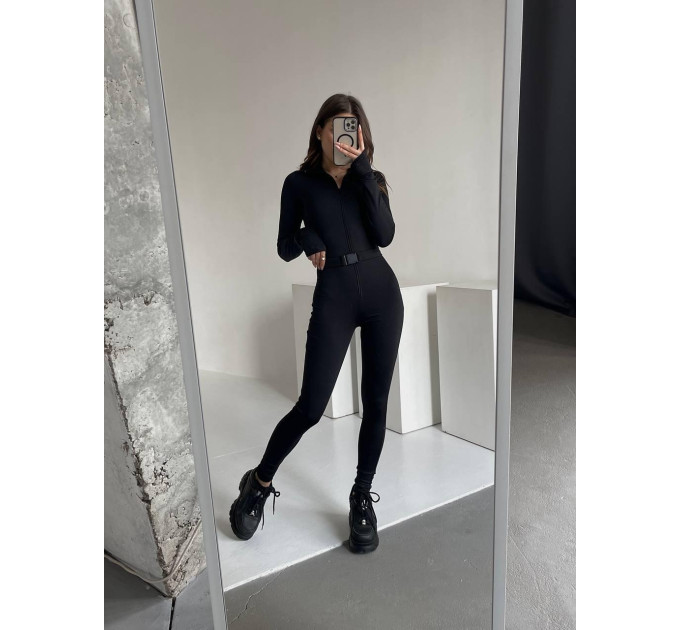 Trendy women's shapewear with a belt that perfectly emphasizes the waist