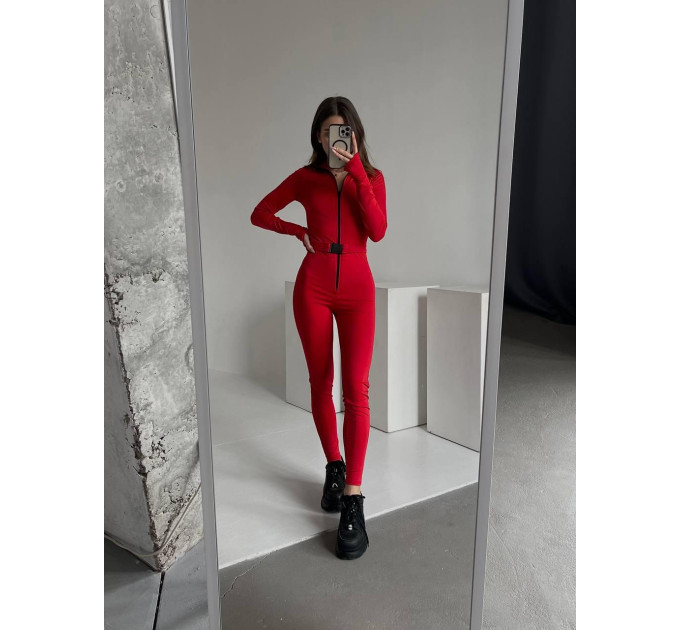 Trendy women's shapewear with a belt that perfectly emphasizes the waist