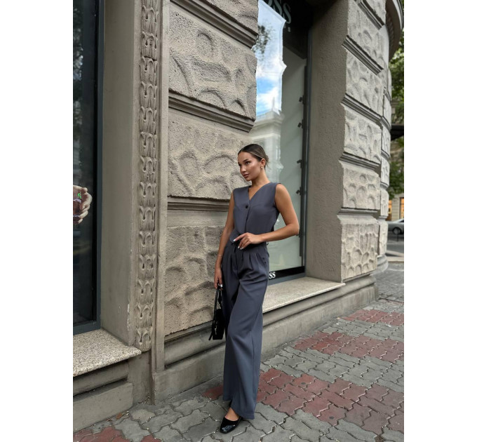 Stylish women's classic suit in different colors