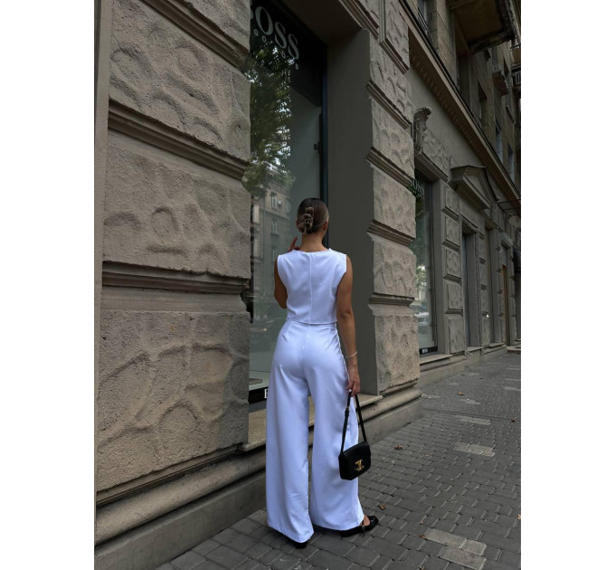 Stylish women's classic suit in different colors