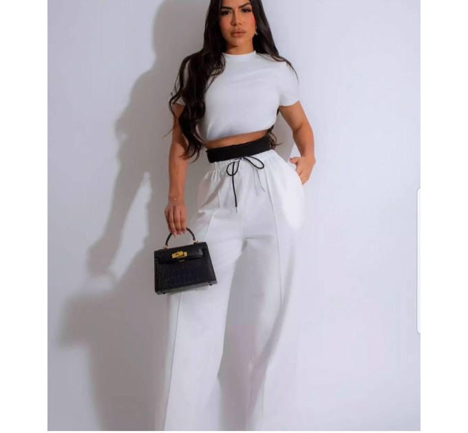 Spring women's two-piece suit made of knitwear
