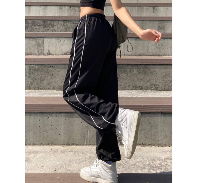 Trendy Cargo pants in different colors