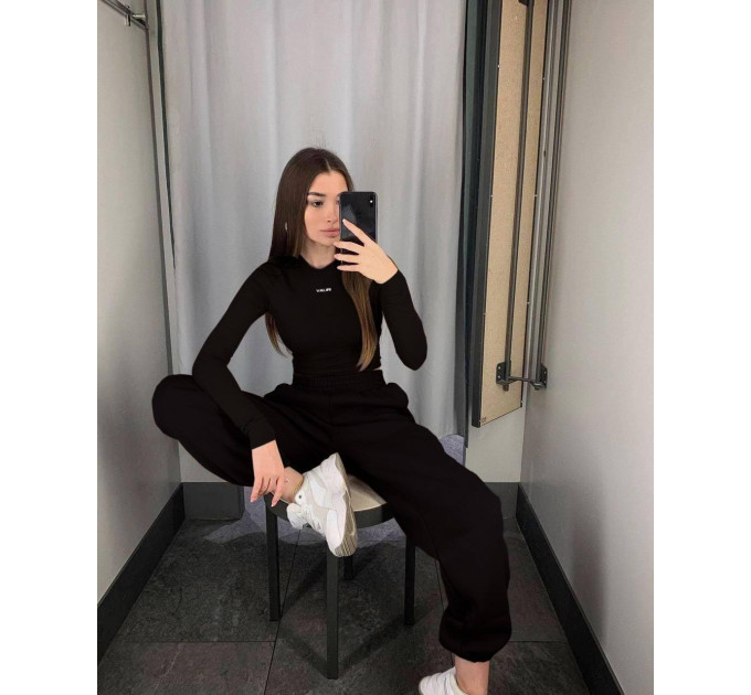Stylish women's tracksuit (top + joggers) in two colors