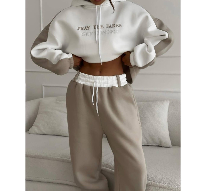 Stylish women's tracksuit Turkey