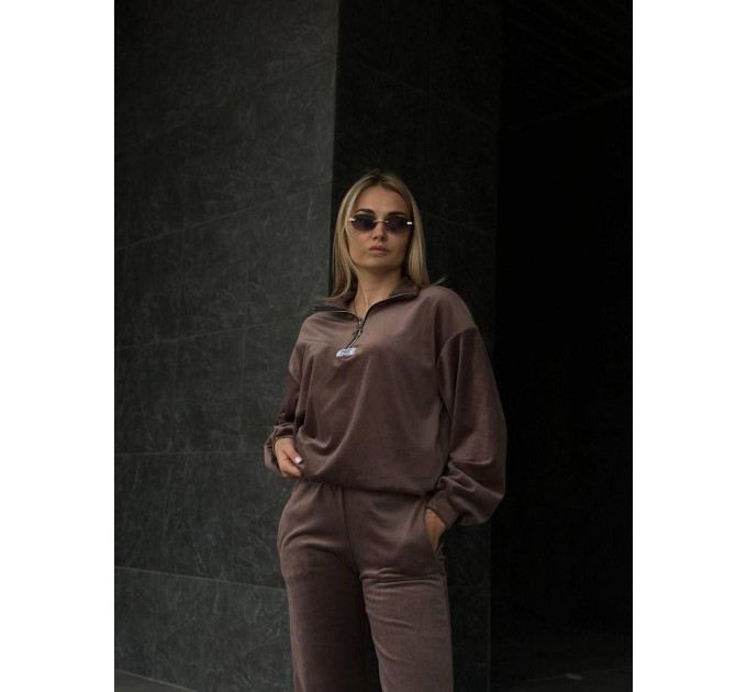 Women's insulated velour tracksuit (Sizes 42-52) and in different colors