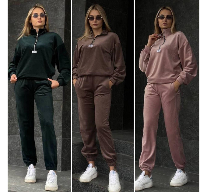Women's insulated velour tracksuit (Sizes 42-52) and in different colors