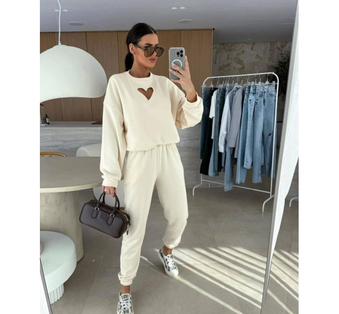 Women's sports suit for spring