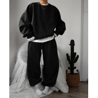 Stylish women's sports suit with an oversized cut 118 (84)