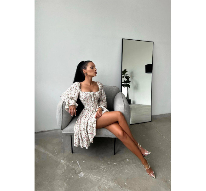 Elegant women's dress with a floral print that will perfectly emphasize your figure
