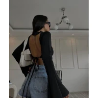 A backless top you'll fall in love with 313 (46)