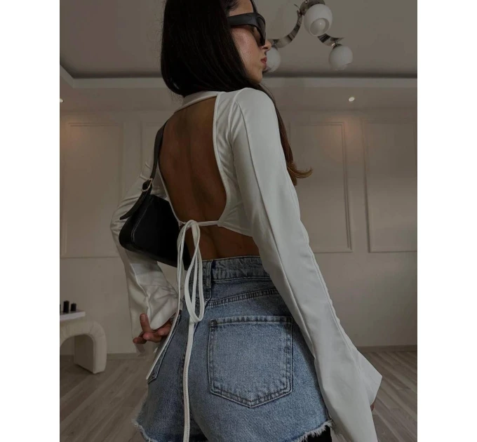 A backless top you'll fall in love with