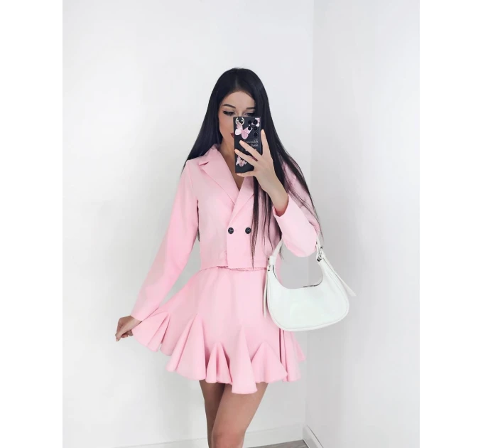 Unrealistically stylish trendy women's business suit two-piece jacket + skirt-shorts (various colors)