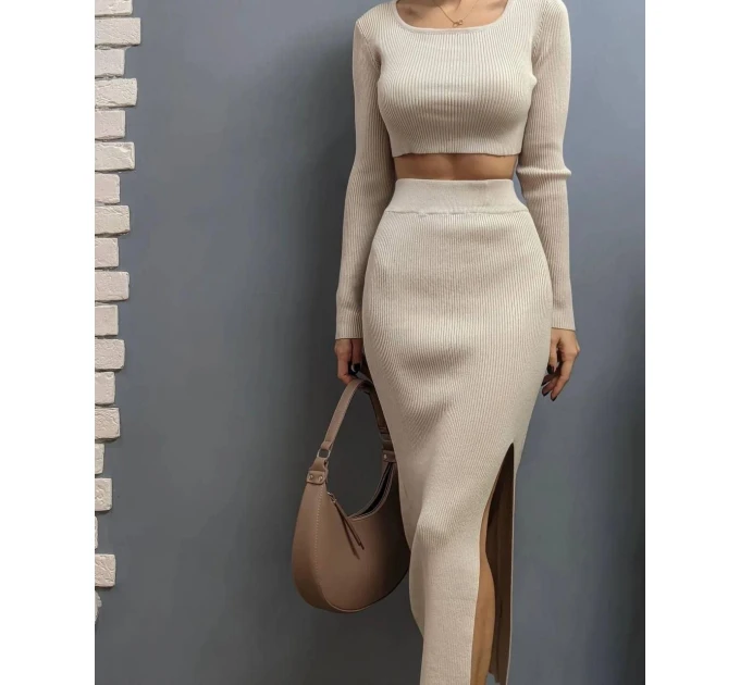 Women's ribbed two-piece suit in various colors