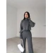 Женский костюм двойка на каждый день укороченный свитер и клешеные штанишки