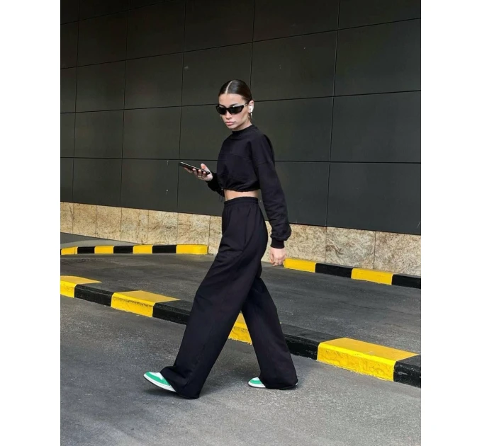 Women's tracksuit