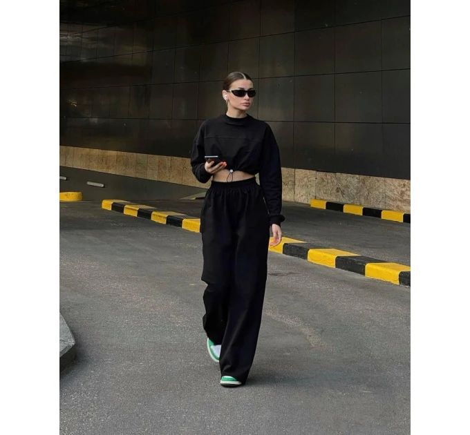 Women's tracksuit