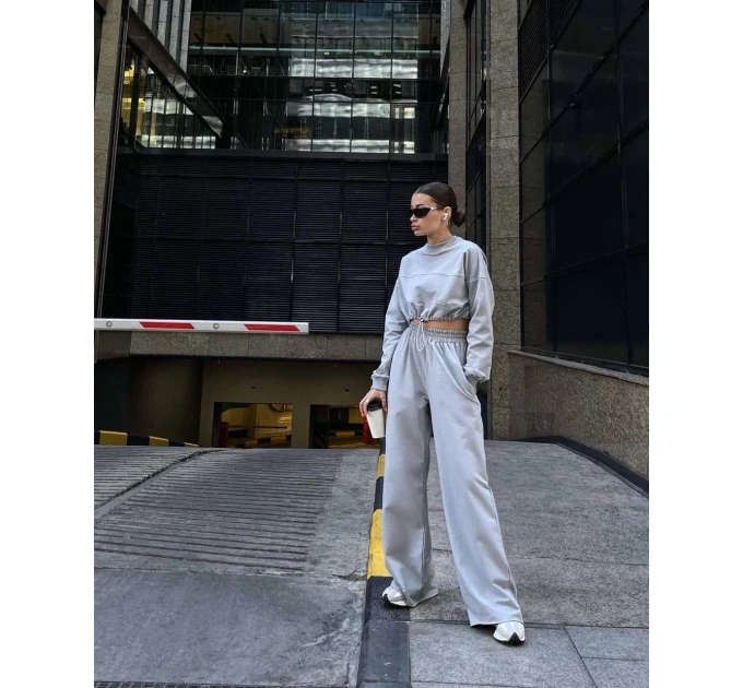 Women's tracksuit