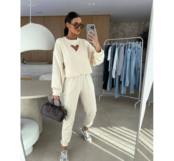 Women's sports suit for spring
