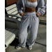 Stylish women's loose-fitting tracksuit in various colors