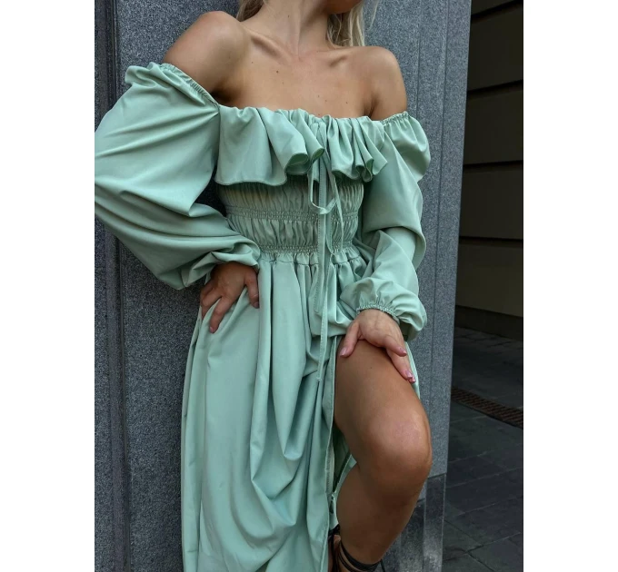 Incredibly beautiful long dress