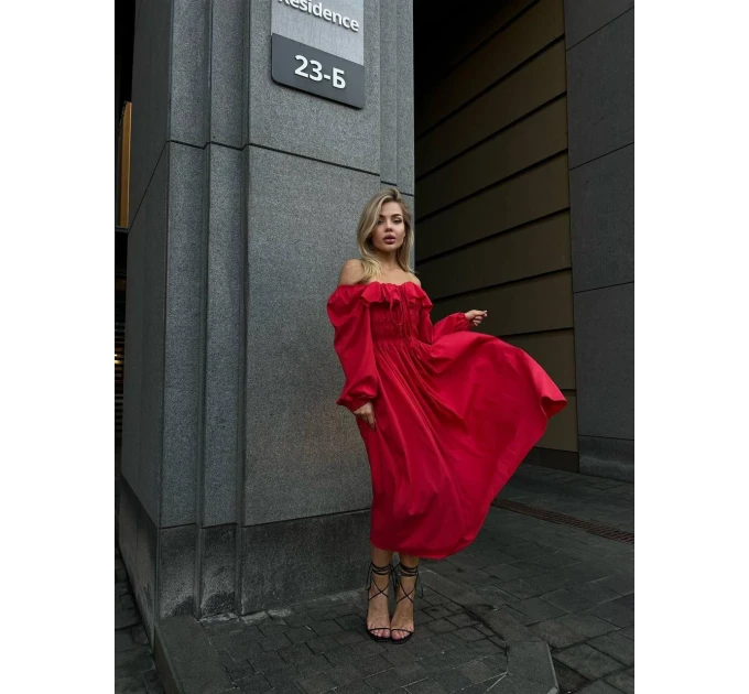 Incredibly beautiful long dress